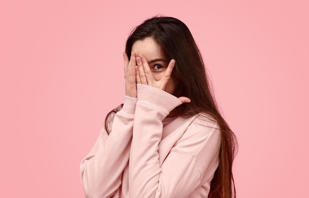 SPOZNAVANJE NOVIH PRIJATELJEV: VODIČ ZA INTROVERTE