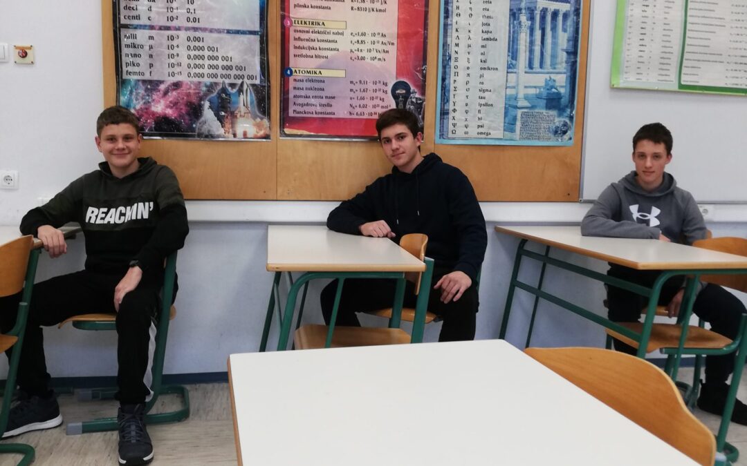 Tekmovanje srednješolcev v znanju fizike Čmrlj