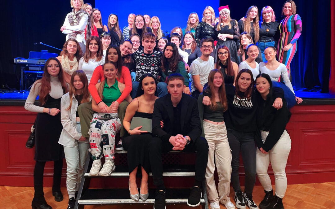 Proslava OB DNEVU SAMOSTOJNOSTI IN ENOTNOSTI (24. 12. 2024)