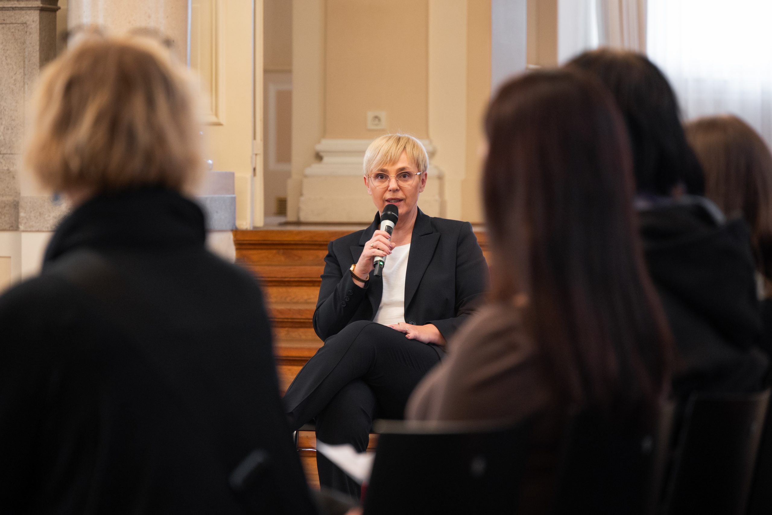 V gosteh pri predsednici države V gosteh pri predsednici države