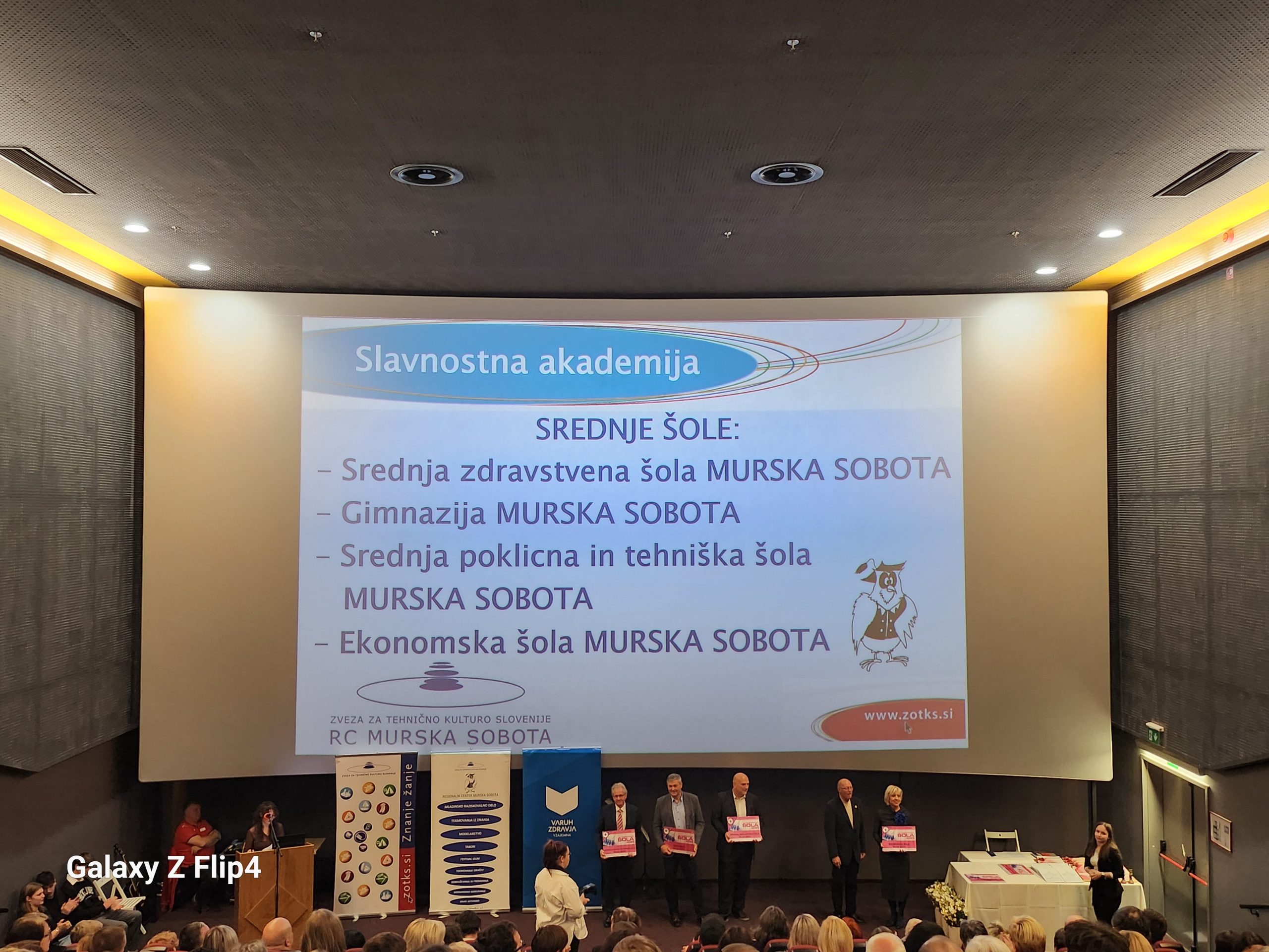 Priznanje na festivalu IZUM