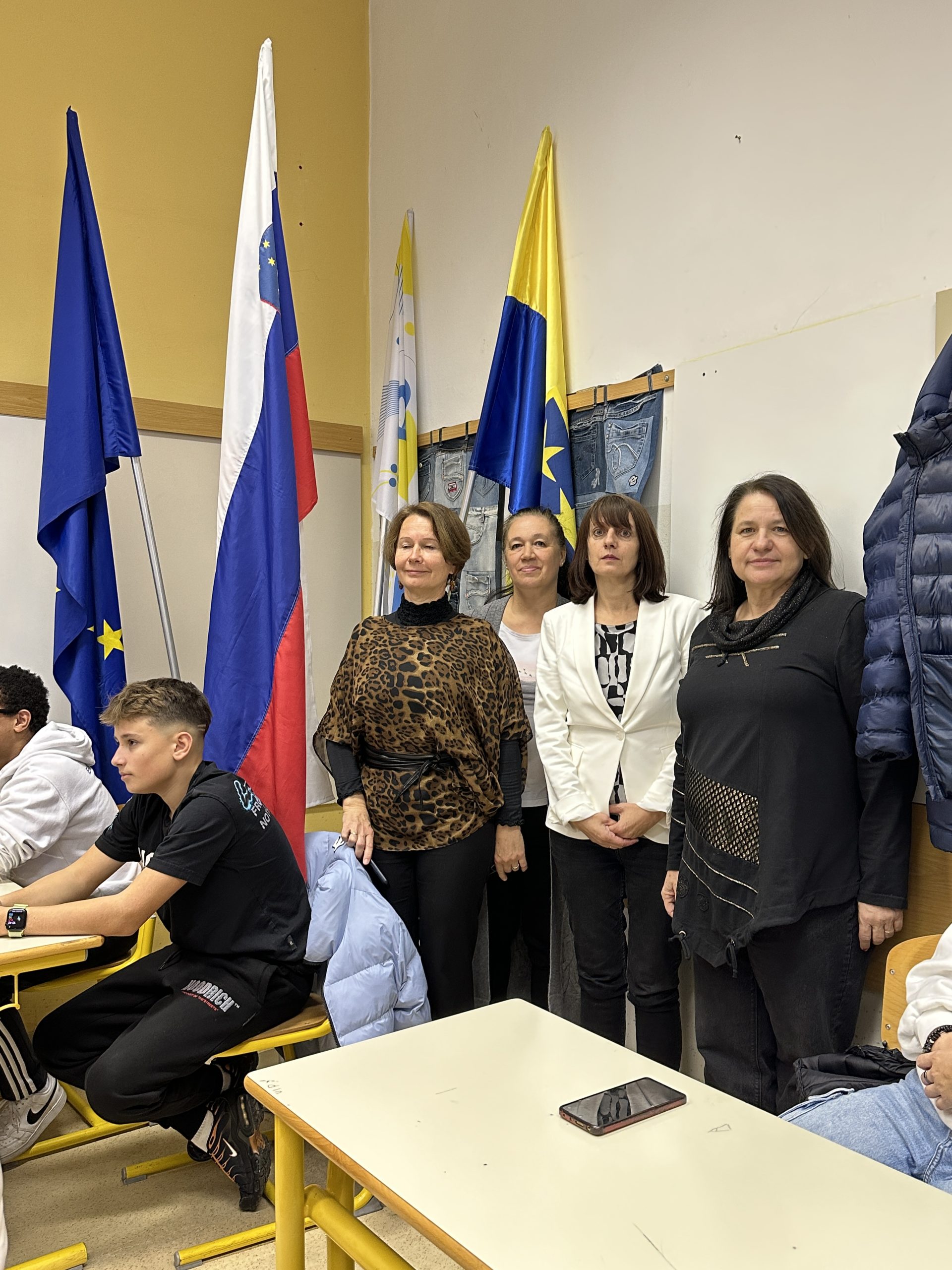 Simulacija zasedanja evropskega parlamenta Simulacija zasedanja evropskega parlamenta