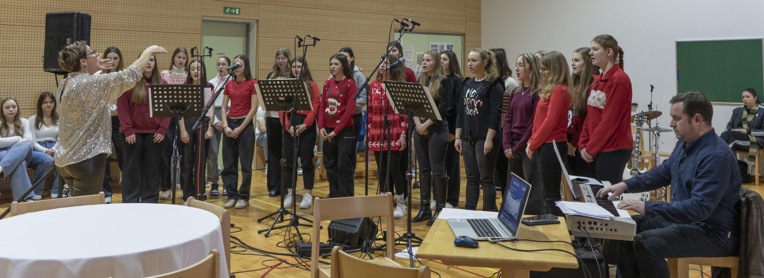 Proslava in novoletna prireditev