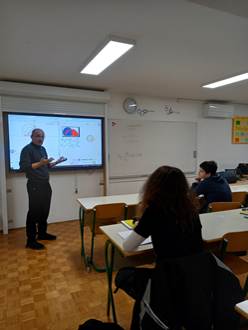 Una lezione interdisciplinare con il teorema di Pitagora