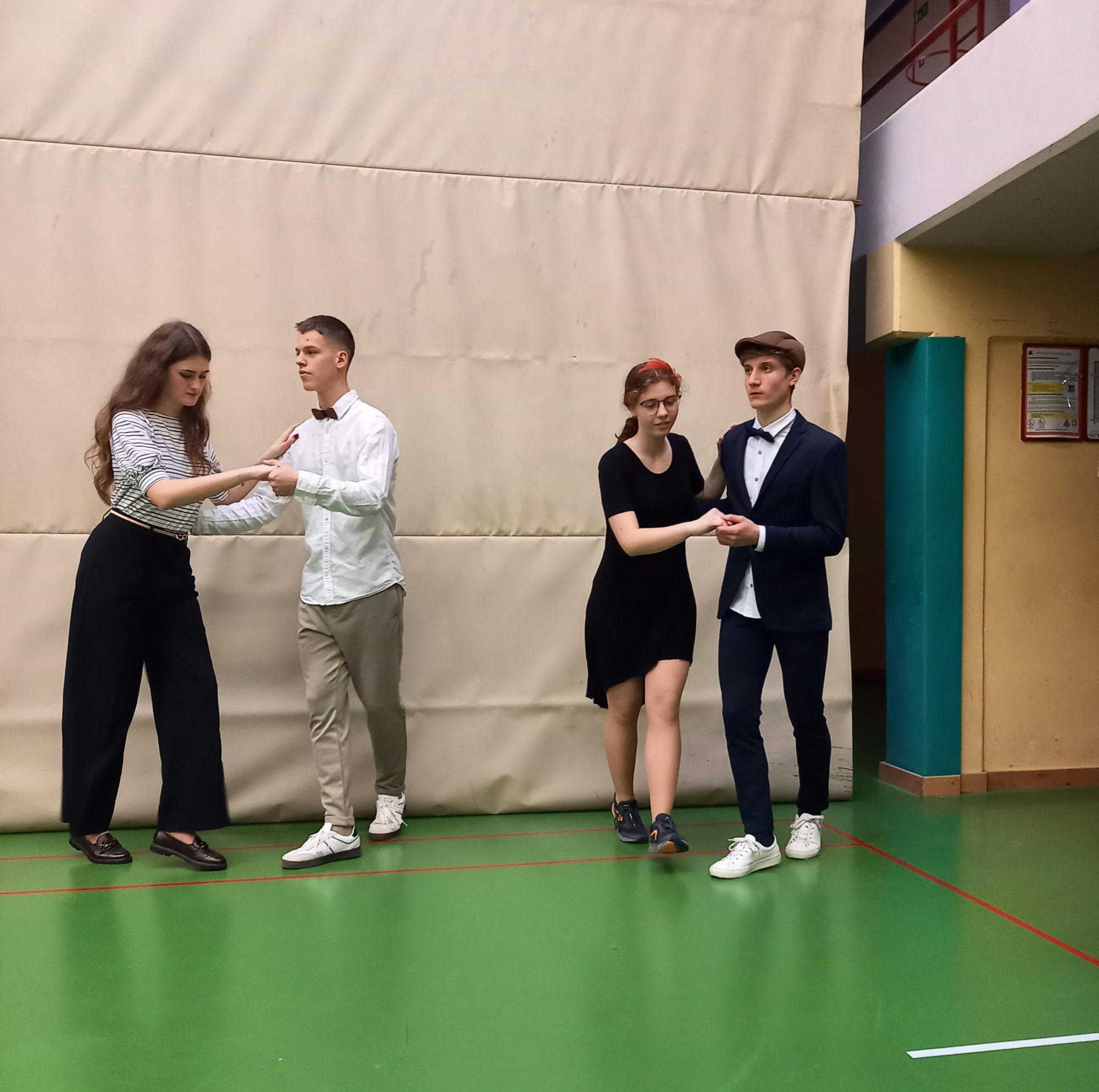 Pred 100 leti (aktivno državljanstvo) Pred 100 leti (aktivno državljanstvo)