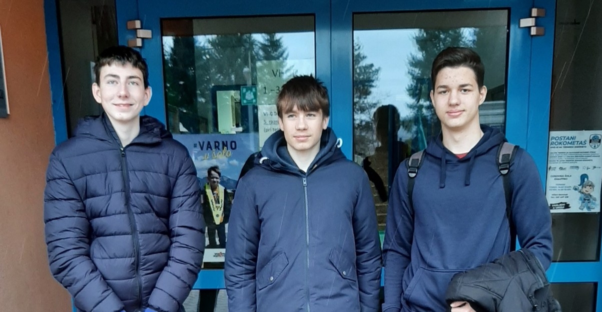 Srebrni priznanji v razvedrilni matematiki