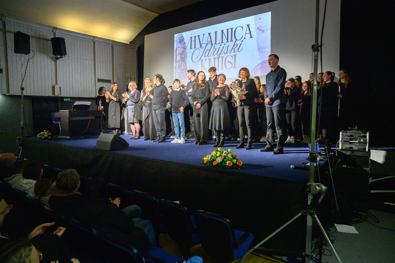 Sodelovanje na občinski prireditvi ob kulturnem prazniku Sodelovanje na občinski prireditvi ob kulturnem prazniku
