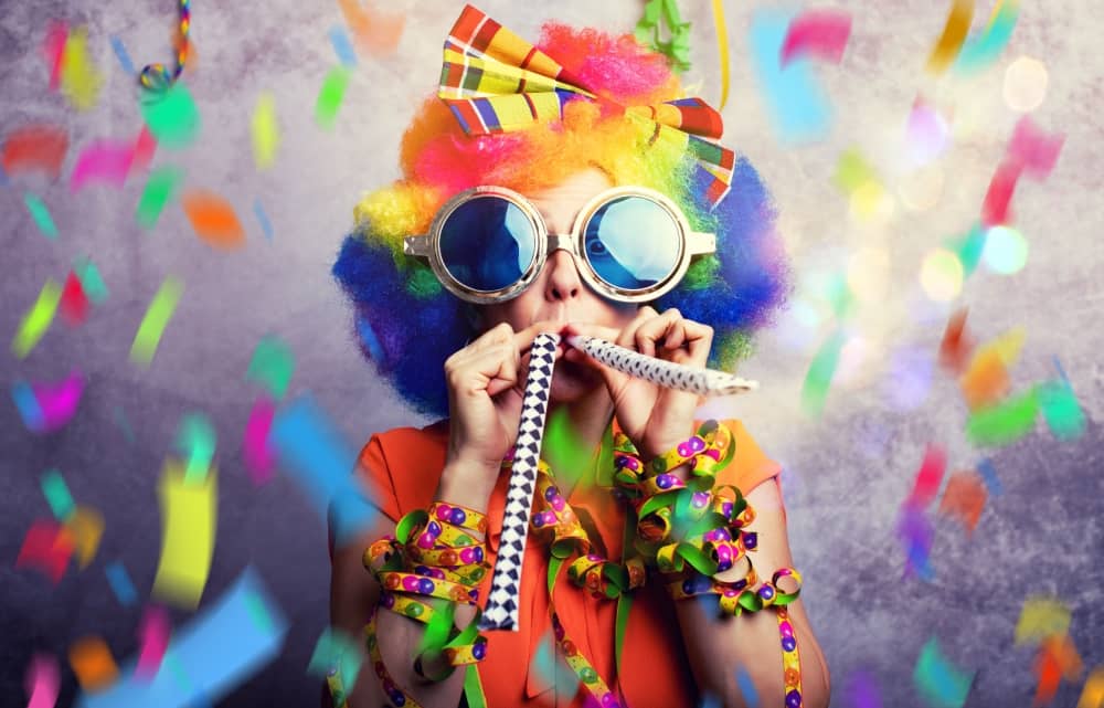 PUSTNI FESTIVALI PO SVETU IN NJIHOVI EDINSTVENI OBIČAJI