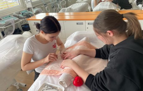 Dan žena (20)