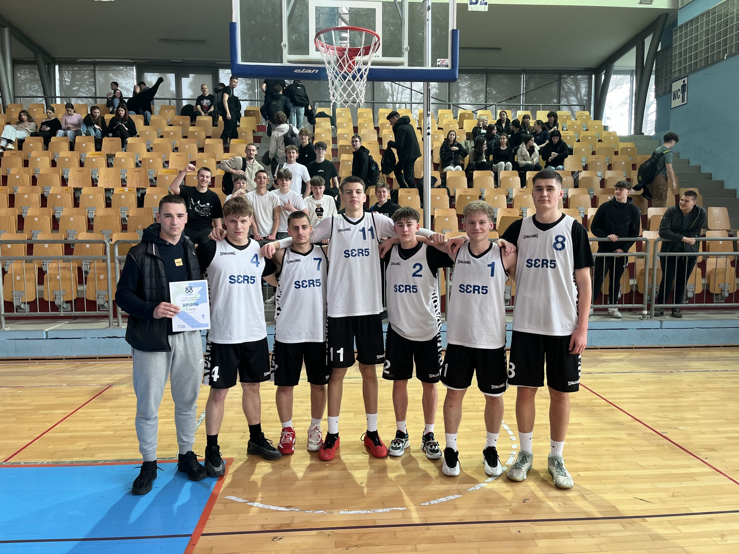 Uspeh dijakov SERŠ-a na polfinalu državnega prvenstva v košarki 3×3