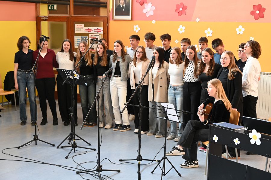 Tradicionalni 23. medrazredni koncert dijakov prvega letnika