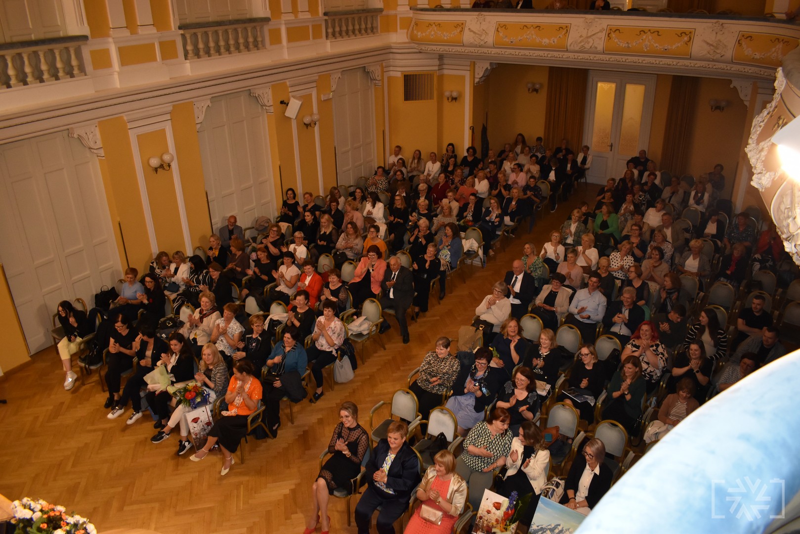 REGIJSKA PROSLAVA OB DNEVU MEDICINSKIH SESTER, BABIC IN ZDRAVSTVENIH TEHNIKOV CELJE REGIJSKA PROSLAVA OB DNEVU MEDICINSKIH SESTER, BABIC IN ZDRAVSTVENIH TEHNIKOV CELJE