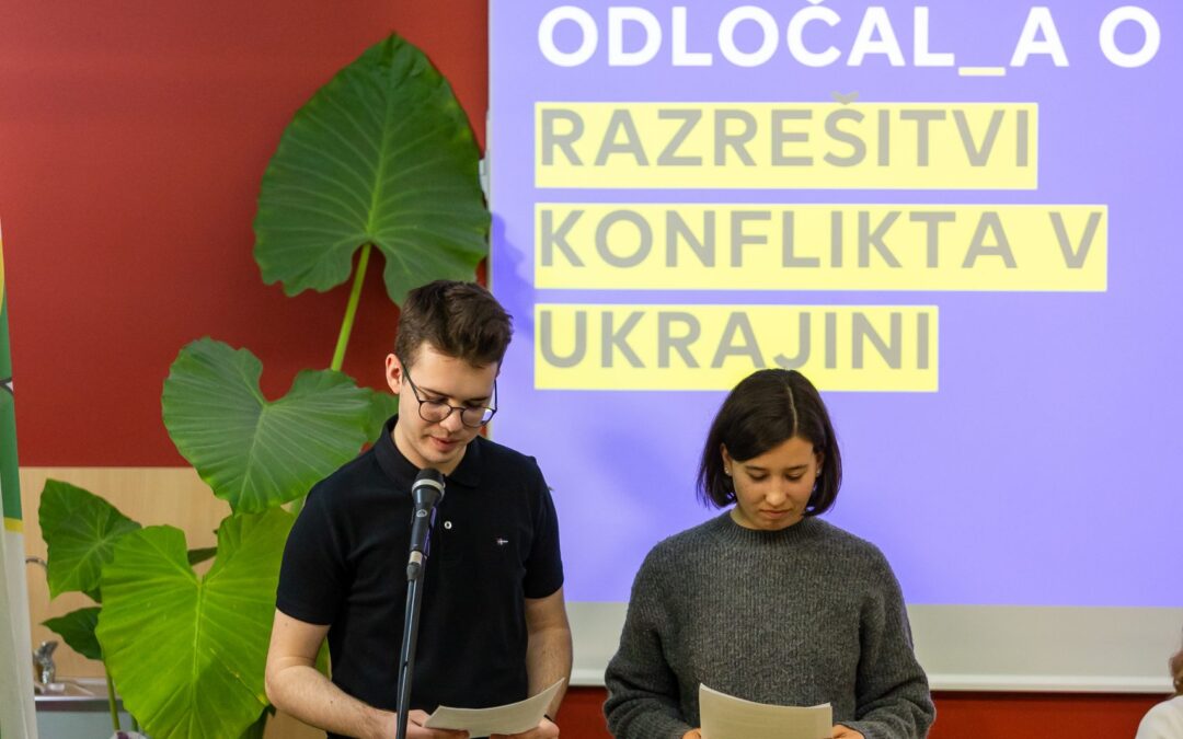 Razprava v okviru projekta EPAS: “Če bi jaz odločal o vojni v Ukrajini”