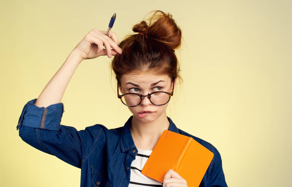 KAKO DELUJE SPOMIN – IN ZAKAJ VČASIH ODPOVE RAVNO, KO GA NAJBOLJ POTREBUJEŠ