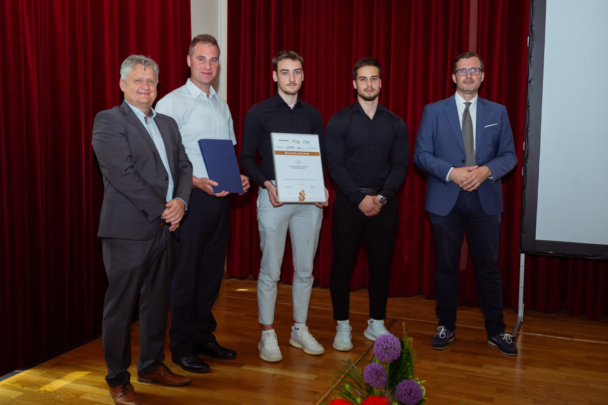 Podelitev priznanj najboljšim inovacijam celjske regije za leto 2025 Podelitev priznanj najboljšim inovacijam celjske regije za leto 2025
