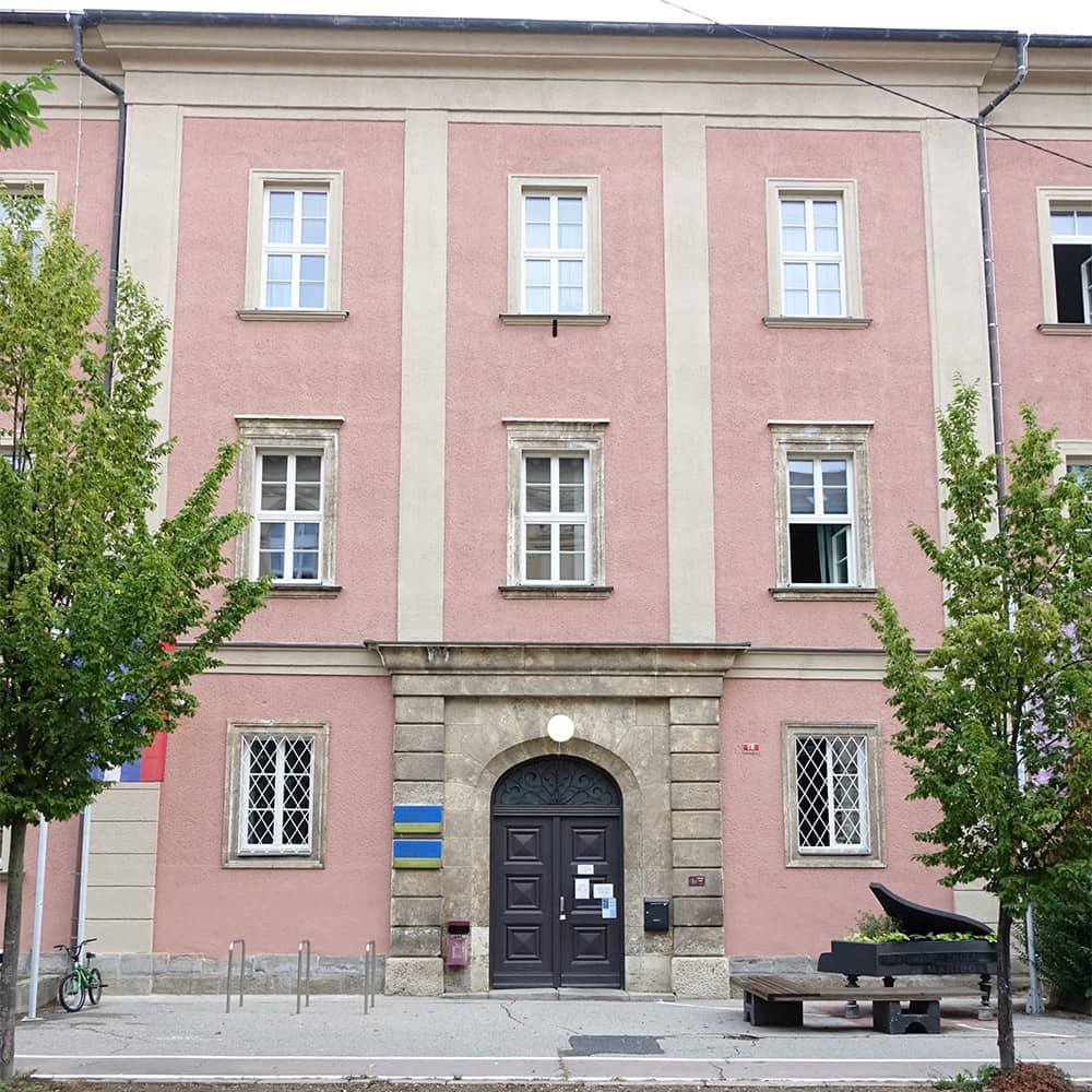 Rezultati 1. kroga izbirnega postopka za vpis v 1. letnik Rezultati 1. kroga izbirnega postopka za vpis v 1. letnik