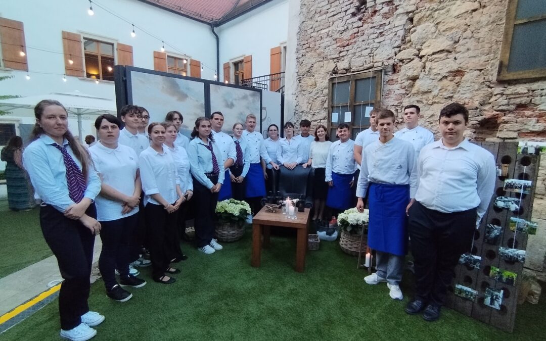 ZVEZDNE ZGODBE, OKUSI, VINA IN GLASBA BREZ MEJA!