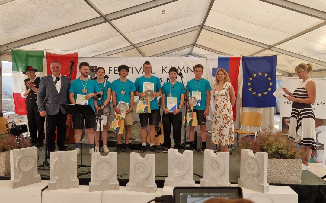 1. mesto na Festivalu kamna