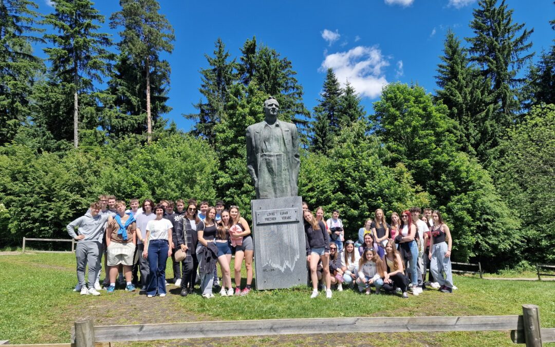 Ekskurzija po poteh pesnikov in pisateljev