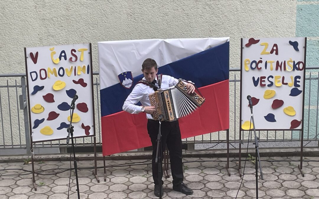 Zaključna prireditev dijakov Ekonomske šole Novo mesto