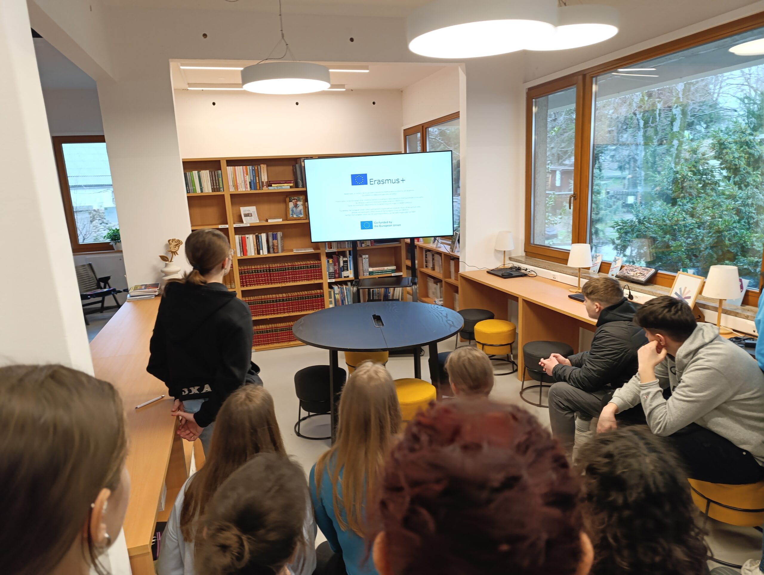 Zaključek Erasmus+ projekta: Inovativna mednarodna knjižnična ustvarjalnost Zaključek Erasmus+ projekta: Inovativna mednarodna knjižnična ustvarjalnost