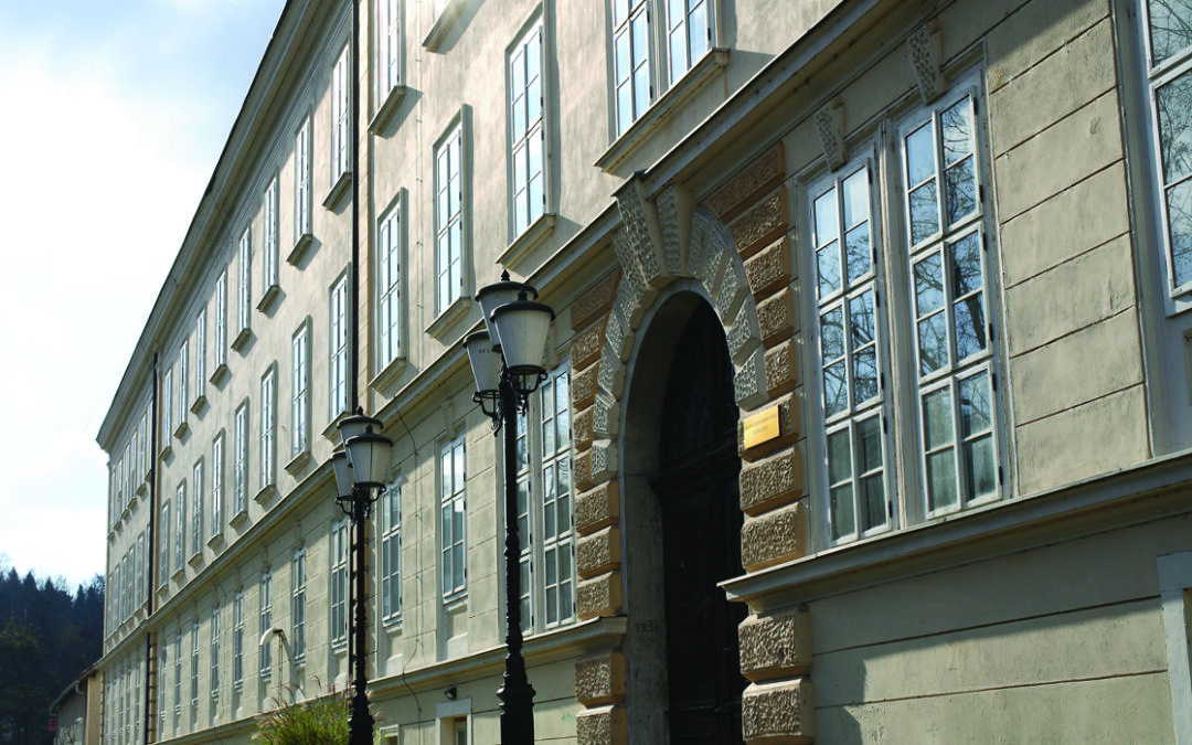 RAZPORED POPRAVNIH IZPITOV – JESENSKI ROK