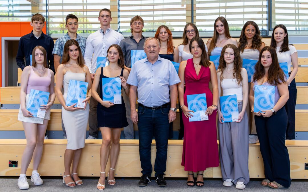 15 zlatih z diamantnim Jako Kolmanom na čelu
