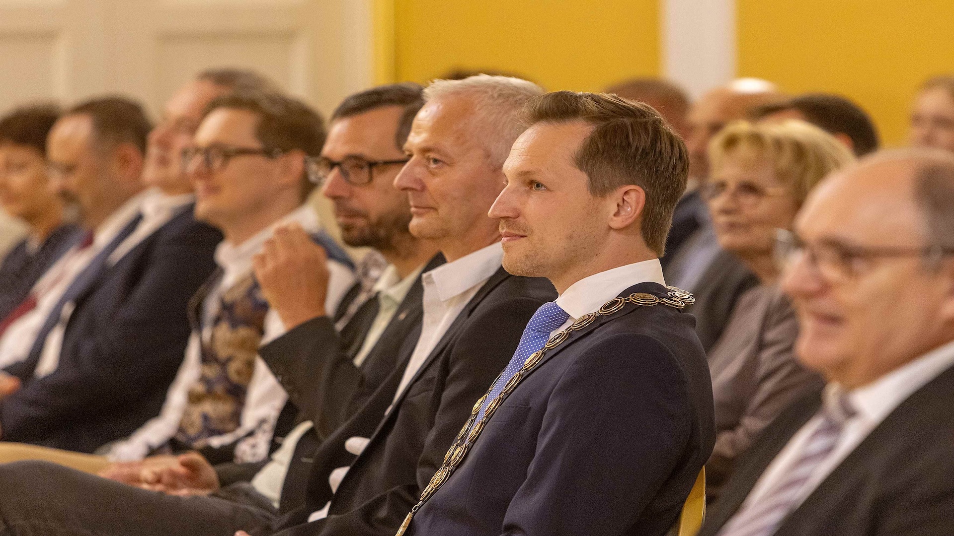 Priznanje in knjiga za najuspešnejše srednješolce generacije 2024/25
