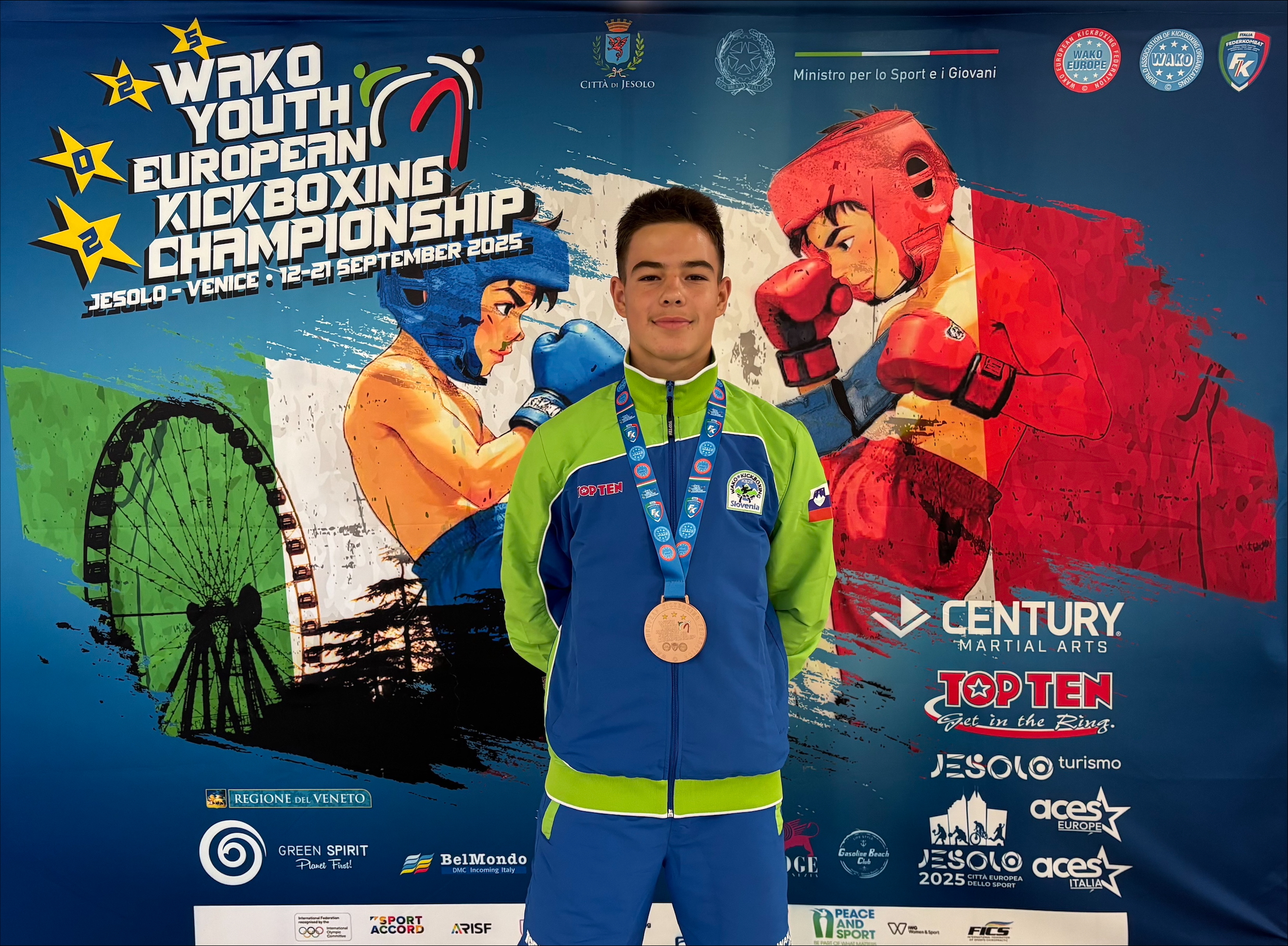 Thai Lihteneker Koštomaj iz G-1.a je  osvojil bronasto medaljo
