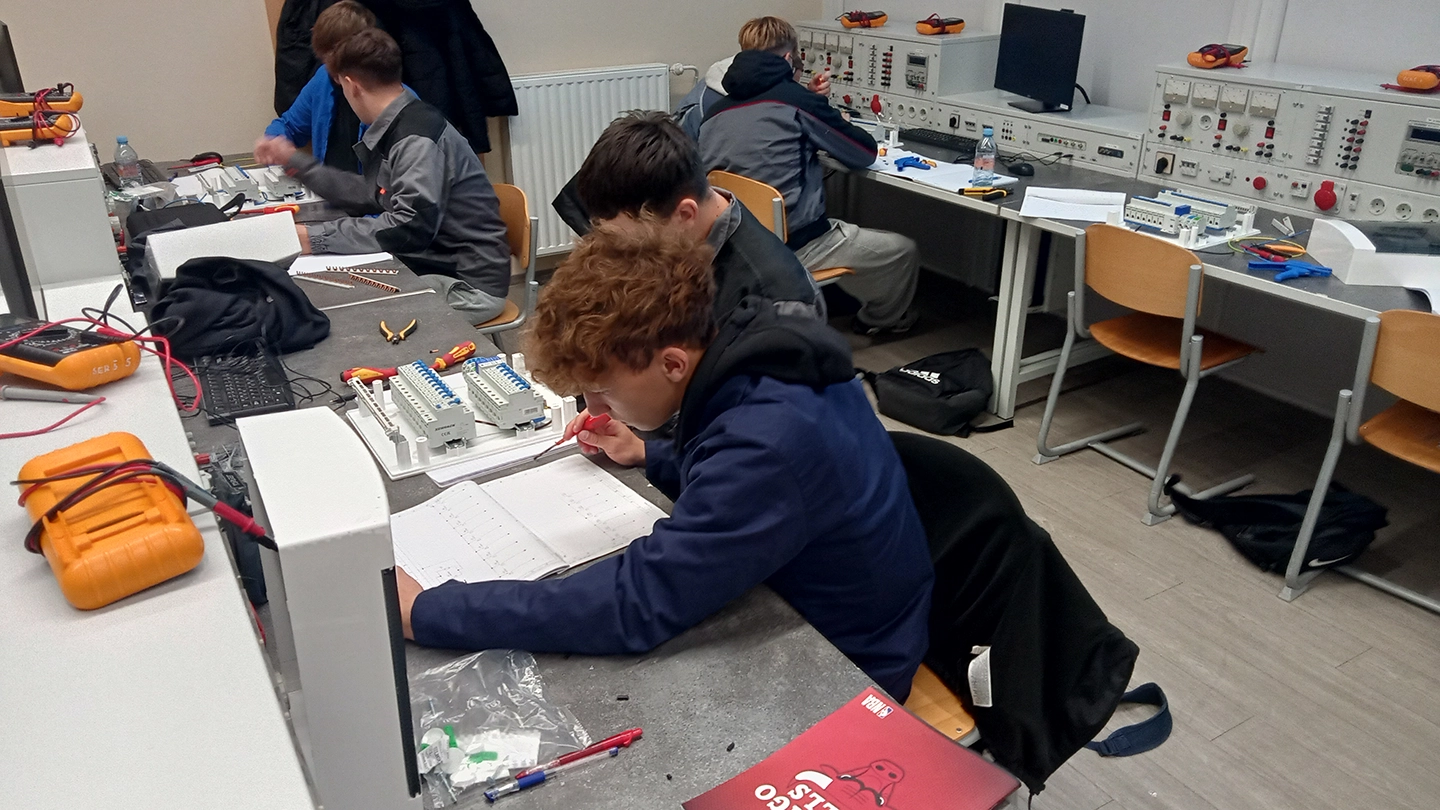 Delavnica v Schrack technik