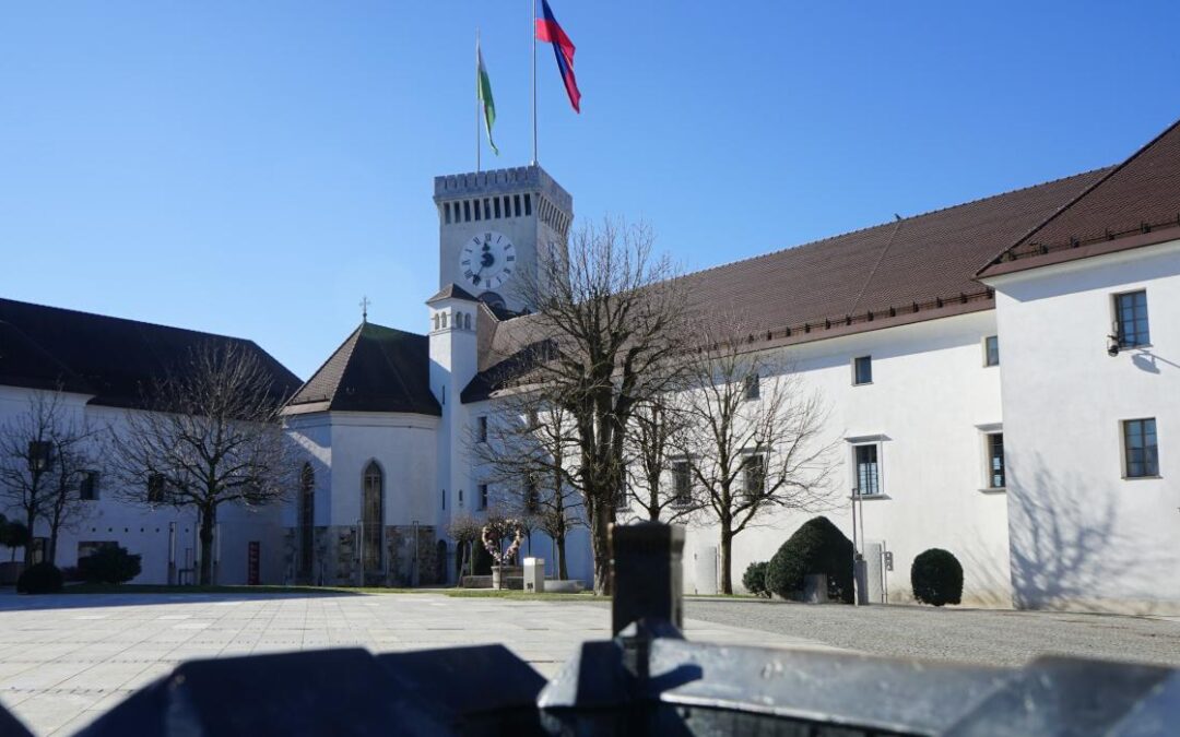 Javni zavod Ljubljanski grad – delo na tirni vzpenjači