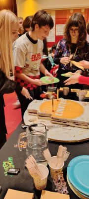 10-festival-kinotrip-jubilejna-torta