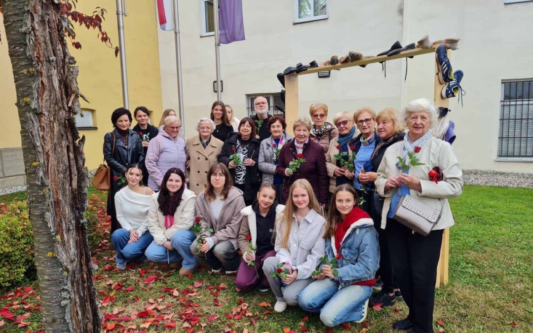 UNESCO ekipa naše šole na 10. Unescovem projektu na Gimnaziji Brežice