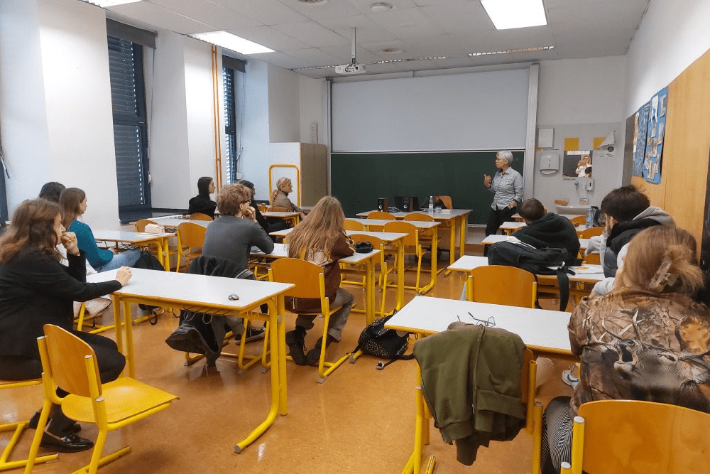 🎓 Delavnica o priložnostih za kariero in zaposlitev 💼✨