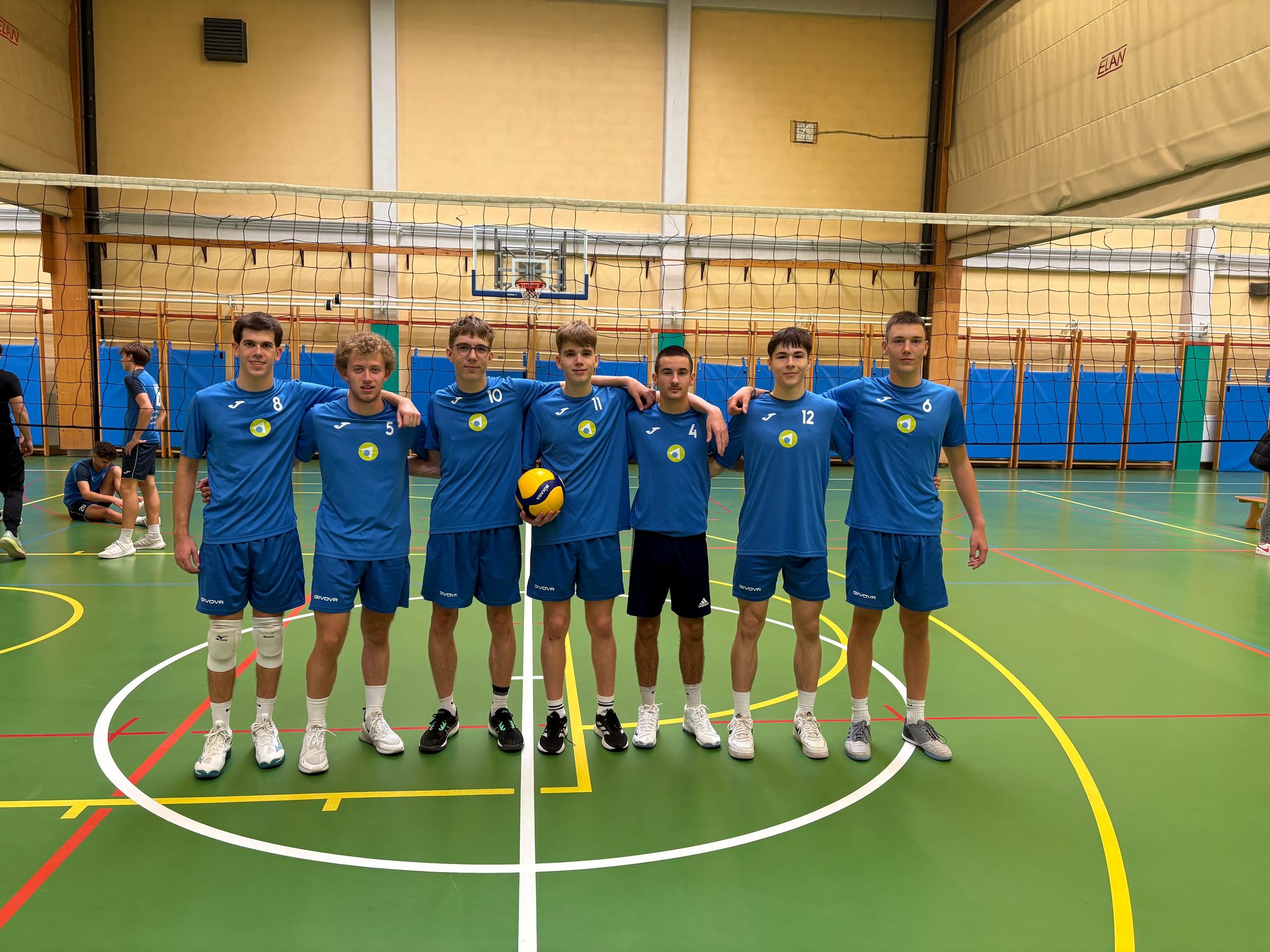 Šolsko športno tekmovanje v odbojki Šolsko športno tekmovanje v odbojki