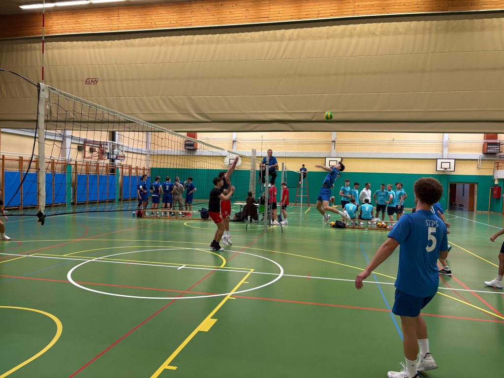 Šolsko tekmovanje v odbojki