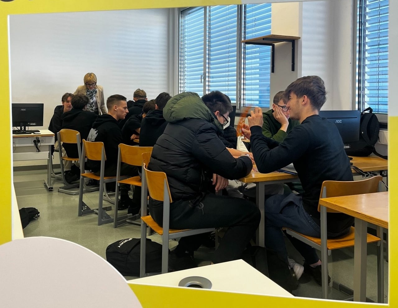 Mladi podjetniki STŠ Koper na delu Mladi podjetniki STŠ Koper na delu