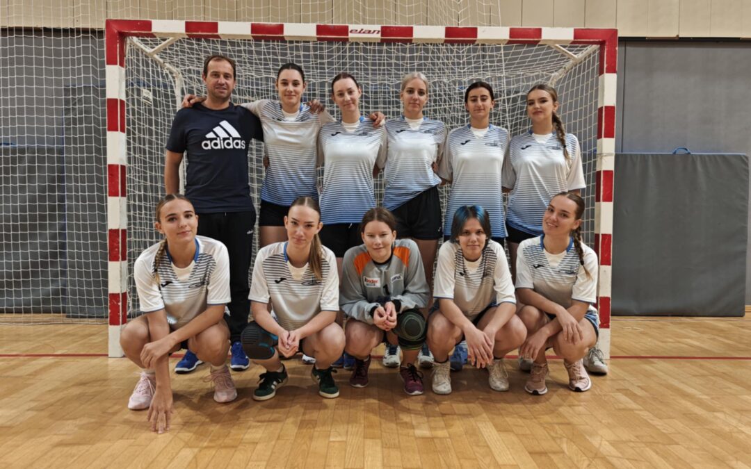 PODROČNO TEKMOVANJE V ROKOMETU – DIJAKINJE
