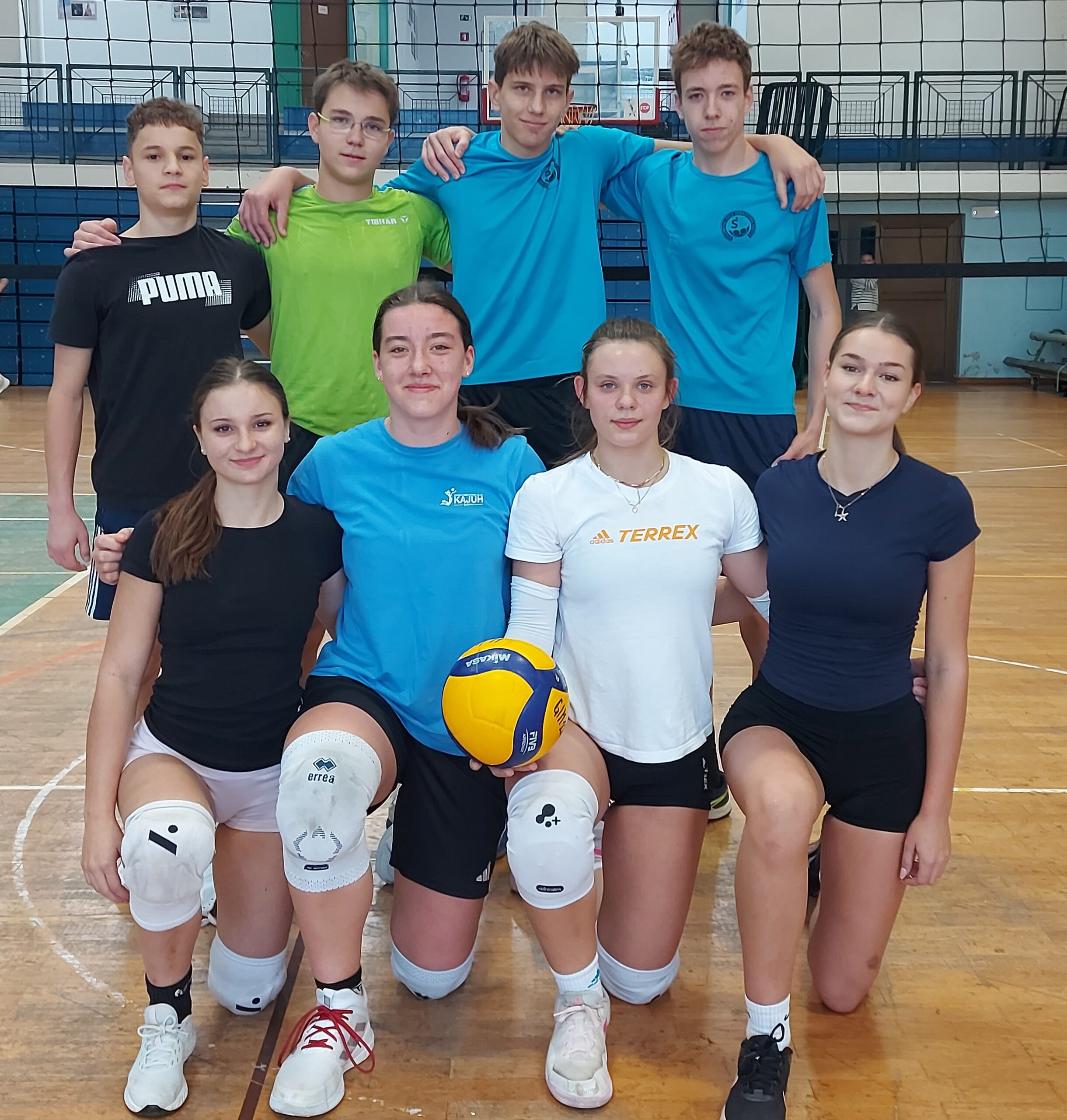 🏐 Šolska odbojkarska liga – tekma športnikov (1. Š proti 2. Š)