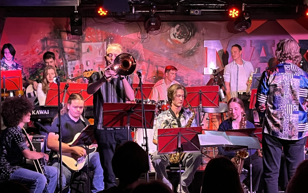 Big band v Max klubu