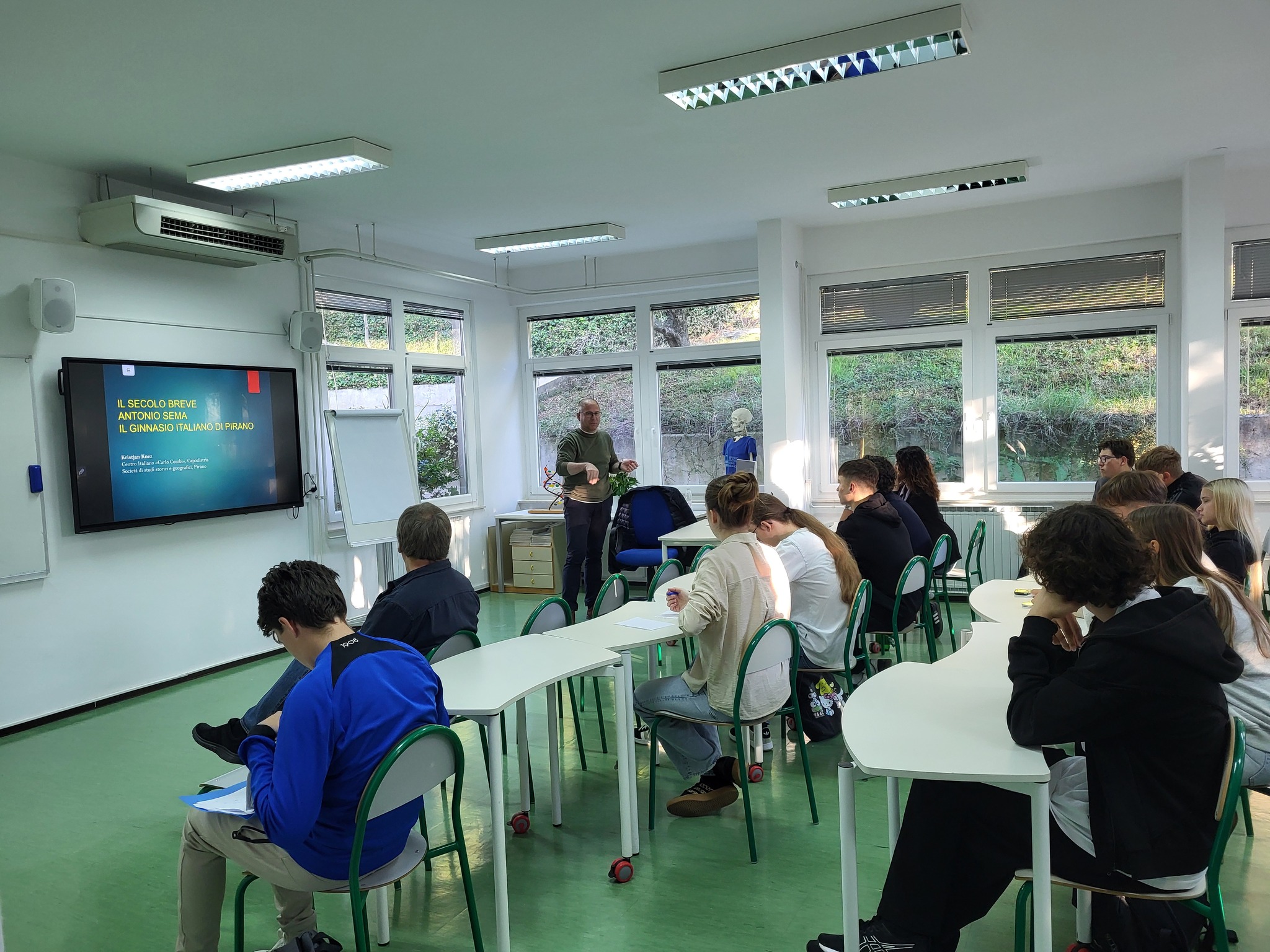 Conferenza sulla fondazione della scuola e sulla figura di Antonio Sema Conferenza sulla fondazione della scuola e sulla figura di Antonio Sema