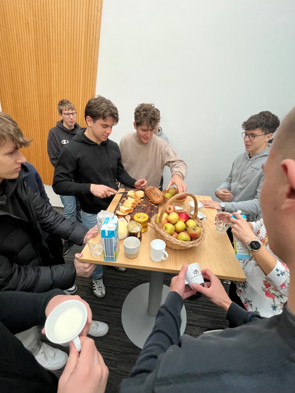 Teden slovenske hrane in tradicionalni slovenski zajtrk
