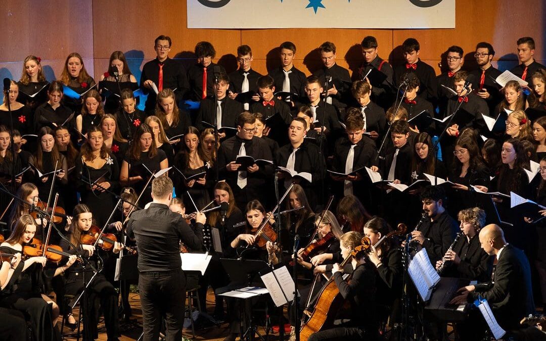 Vabilo na božično-novoletni koncert našega zbora in orkestra