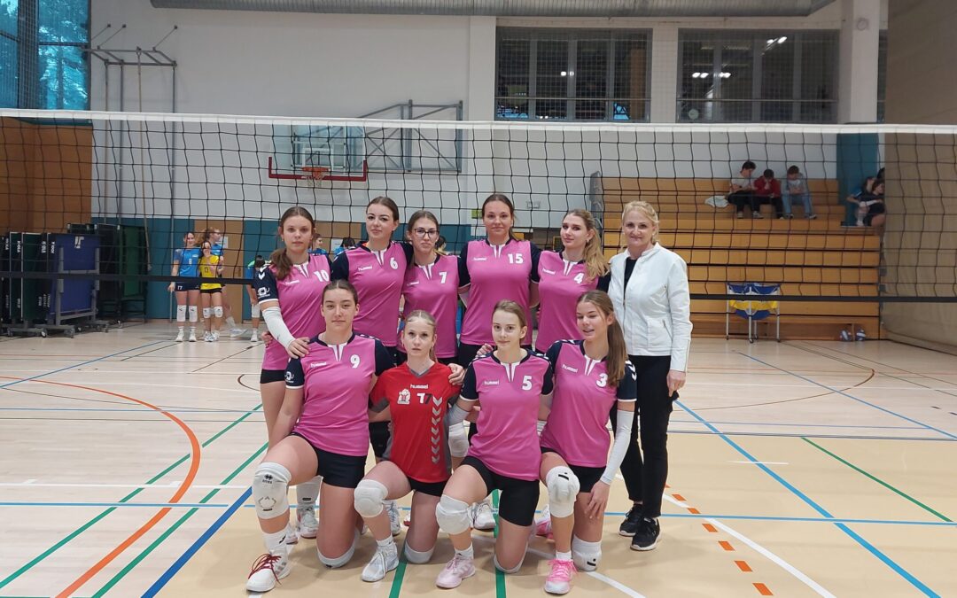 Področno tekmovanje v odbojki za dijakinje