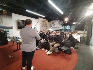 Dijaki na obisku v Olimpijskem komiteju Slovenije
