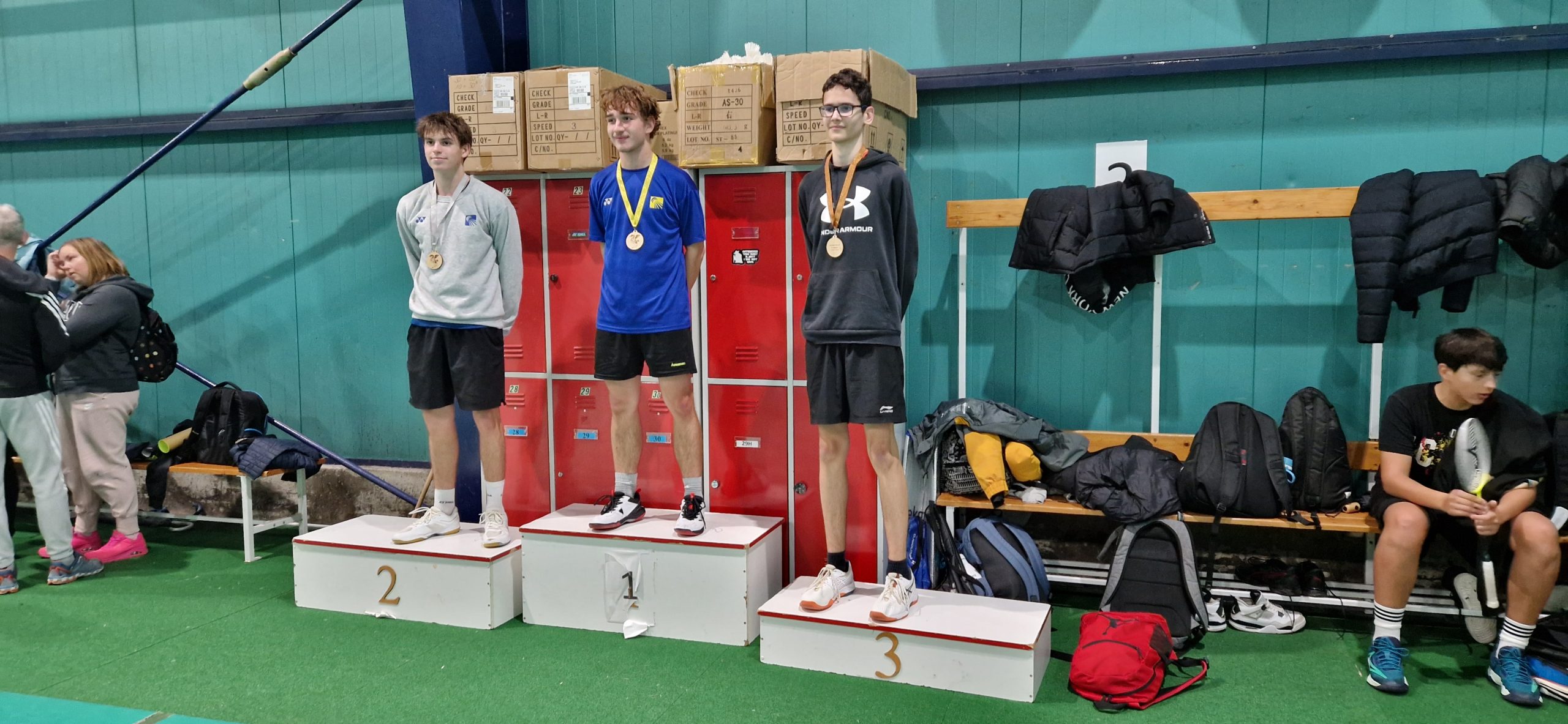 Tekmovanje v badmintonu Tekmovanje v badmintonu