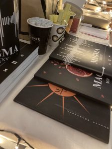 Naši literarni zborniki na decembrski stojnici