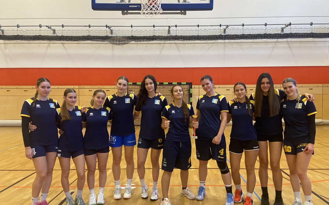 Ženska košarkarska ekipa odlična na finalu področnega prvenstva