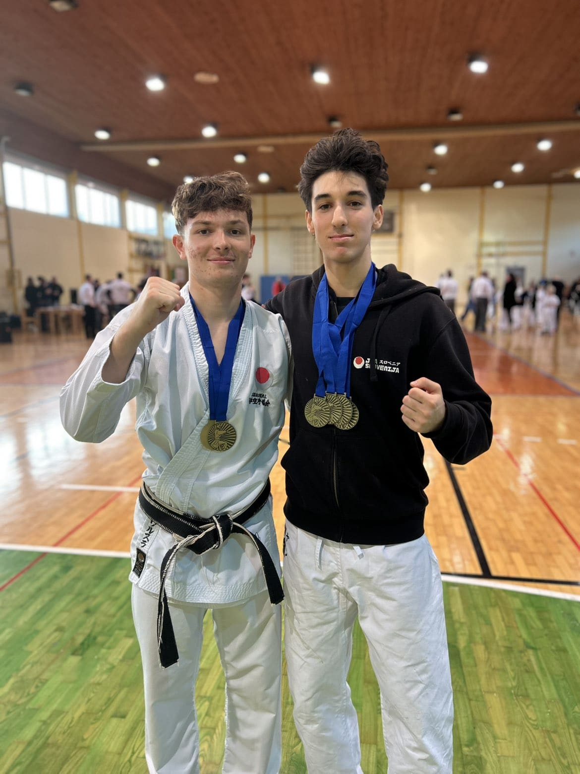 Matevž in Jan z odličnimi rezultati na Pokalnem prvenstvu Slovenije v karateju Matevž in Jan z odličnimi rezultati na Pokalnem prvenstvu Slovenije v karateju