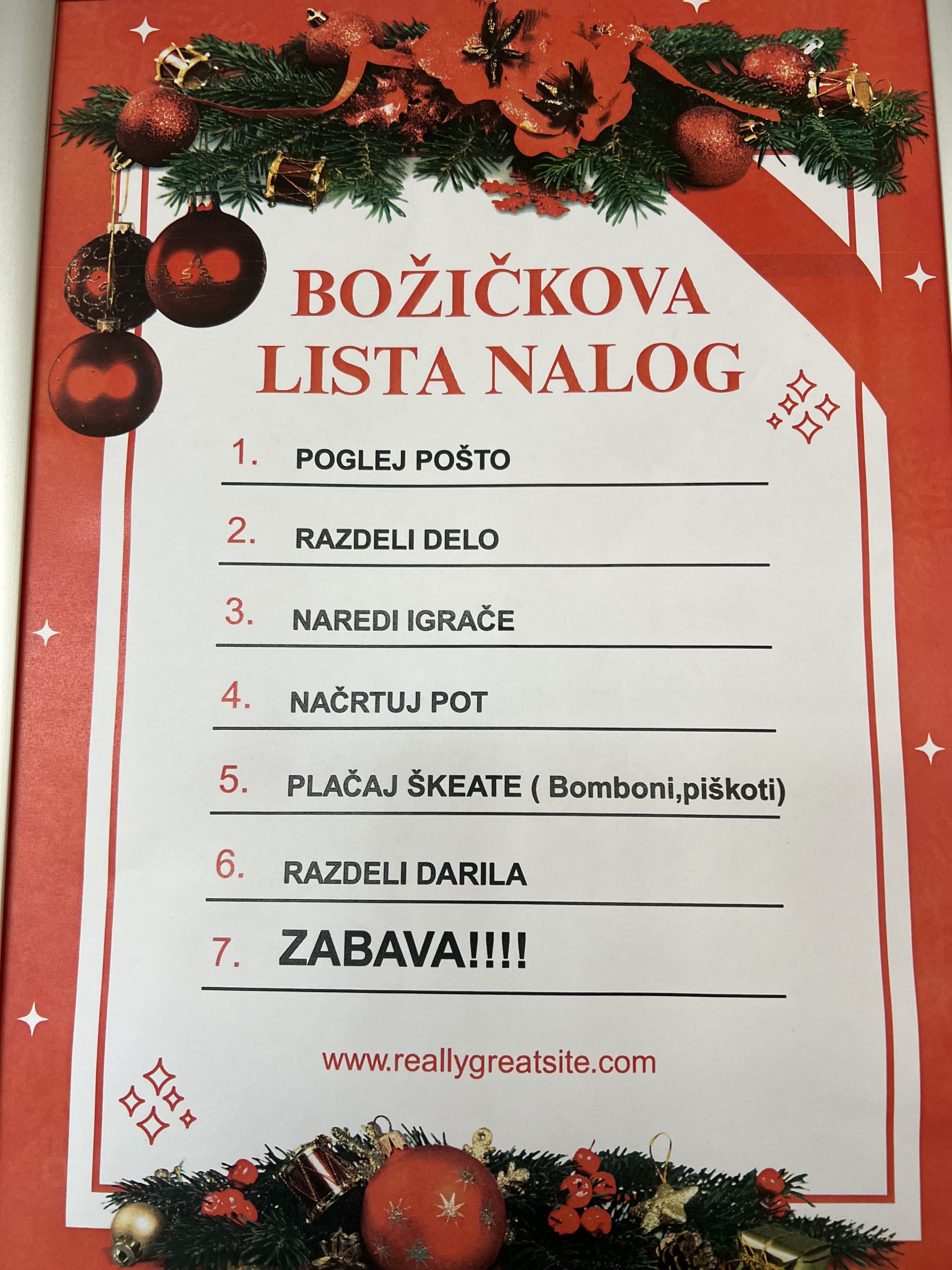Učilnice na SŠSB so zaživele v prazničnem vzdušju božične delavnice Učilnice na SŠSB so zaživele v prazničnem vzdušju božične delavnice